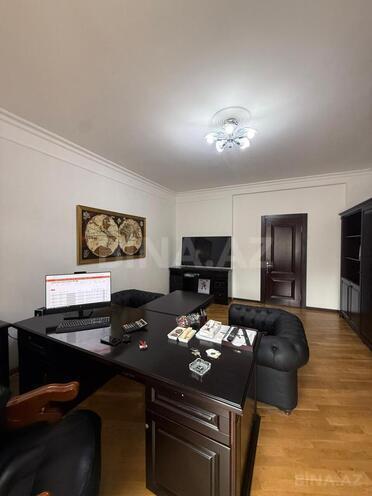 Сдаётся 20-комн. офис 900 м², м. Низами, photo 4 from 22