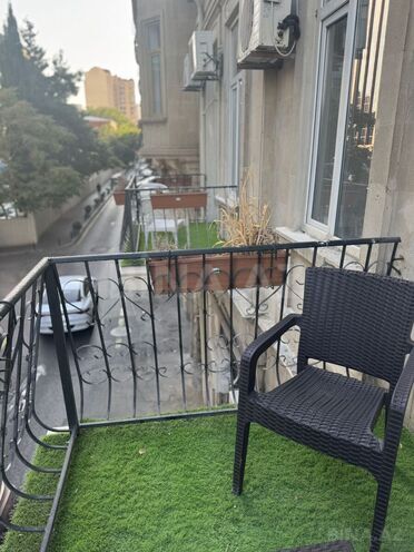 Продаётся  объект 220 м², м. Сахил, photo 1 from 32