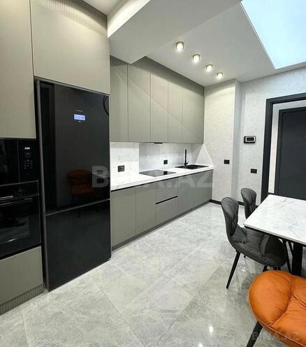 Сдаётся 3-комн. новостройка 140 м², м. Элмляр Академиясы, photo 5 from 12