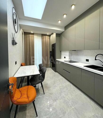 Сдаётся 3-комн. новостройка 140 м², м. Элмляр Академиясы, photo 4 from 12