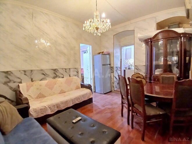 Продаётся 2-комн. вторичка 41 м², м. Сахил, photo 5 from 12