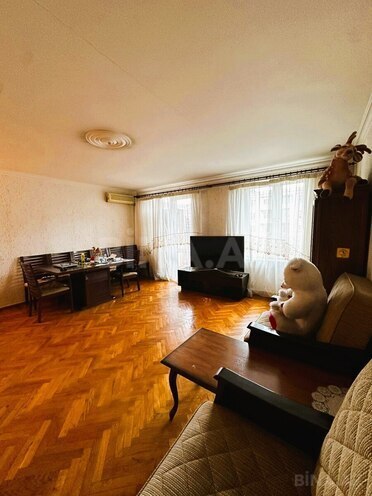 Продаётся 3-комн. вторичка 75 м², м. Нариман Нариманов, photo 3 from 14