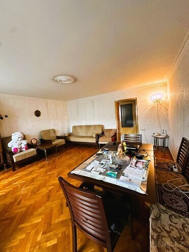 Продаётся 3-комн. вторичка 75 м², м. Нариман Нариманов, photo 7 from 14