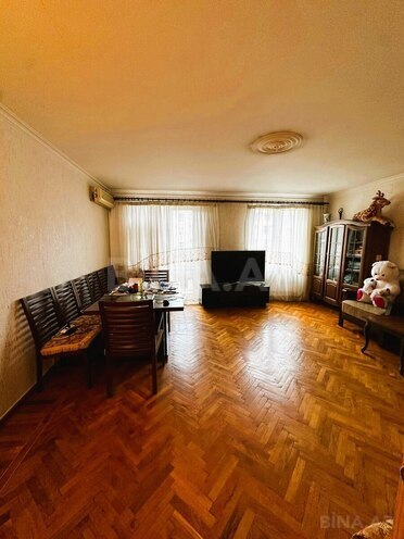 Продаётся 3-комн. вторичка 75 м², м. Нариман Нариманов, photo 4 from 14