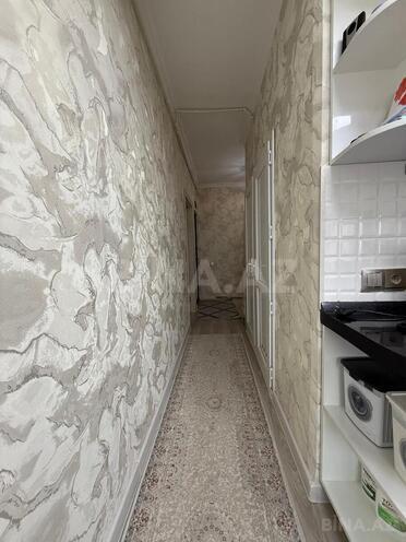 Продаётся 2-комн. вторичка 65 м², м. Ази Асланов, photo 4 from 14