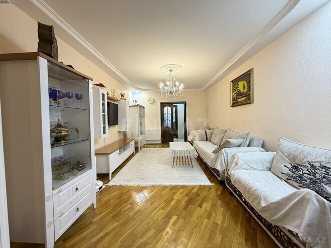 Продаётся 3-комн. вторичка 100 м², пос. Бакиханова, photo 1 from 21