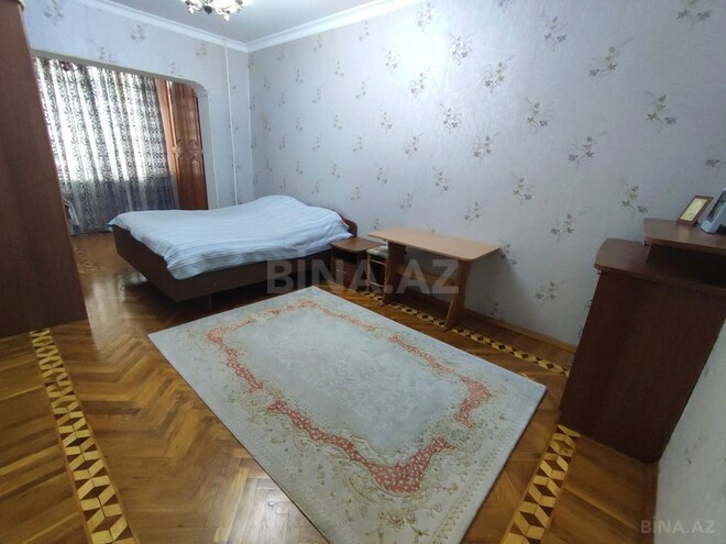 Satılır 4 otaqlı köhnə tikili 120 m², Neftçilər m., photo 4 from 14