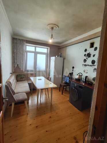 Satılır 3 otaqlı köhnə tikili 70 m², Xalqlar Dostluğu m., photo 1 from 8