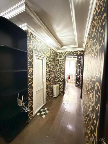 Satılır 2 otaqlı köhnə tikili 55 m², Bakıxanov q., photo 5 from 9