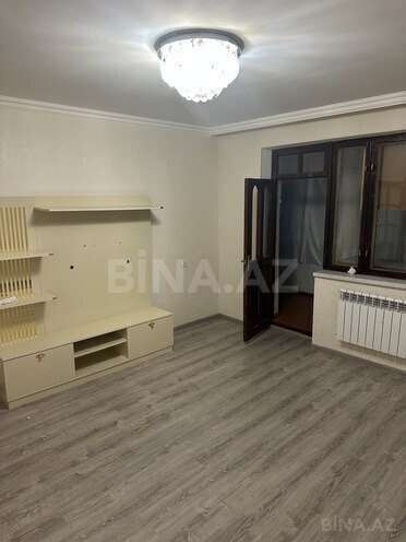 Сдаётся 3-комн. вторичка 60 м², м. Шах Исмаил Хатаи, photo 1 from 9