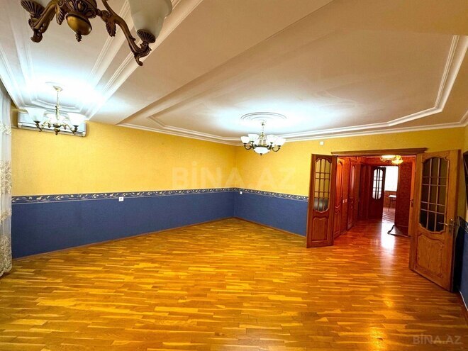 Satılır 3 otaqlı köhnə tikili 105 m², 28 May m., photo 3 from 21