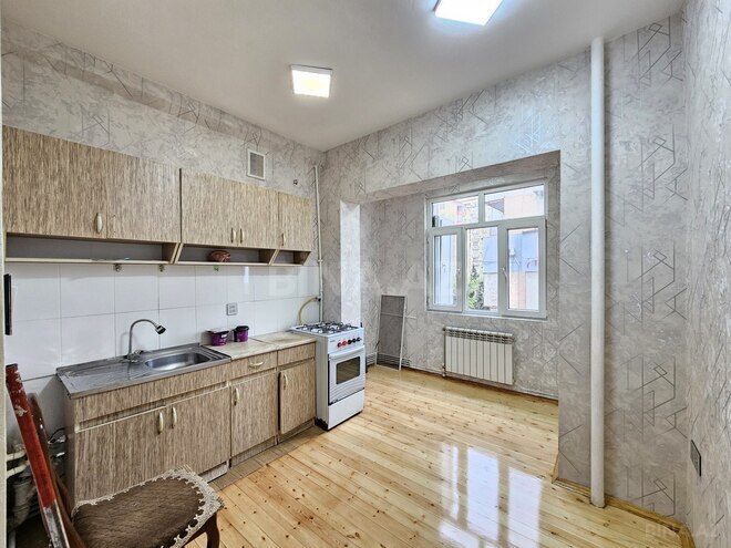 Продаётся 2-комн. вторичка 48 м², м. Азадлыг проспекти, photo 7 from 16