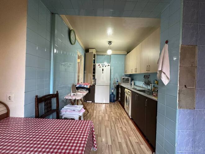 Продаётся 3-комн. вторичка 105 м², м. Элмляр Академиясы, photo 6 from 14