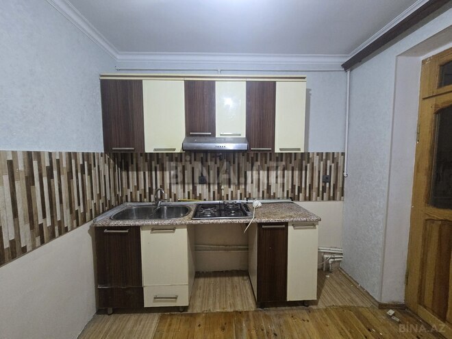 Satılır 3 otaqlı köhnə tikili 64 m², photo 1 from 16