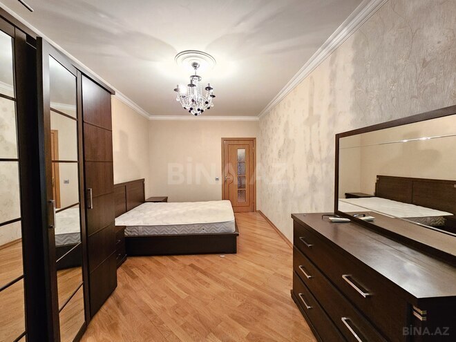 Satılır 2 otaqlı köhnə tikili 70 m², Azadlıq Prospekti m., photo 11 from 19