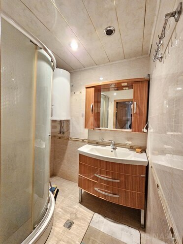 Satılır 2 otaqlı köhnə tikili 70 m², Azadlıq Prospekti m., photo 18 from 19