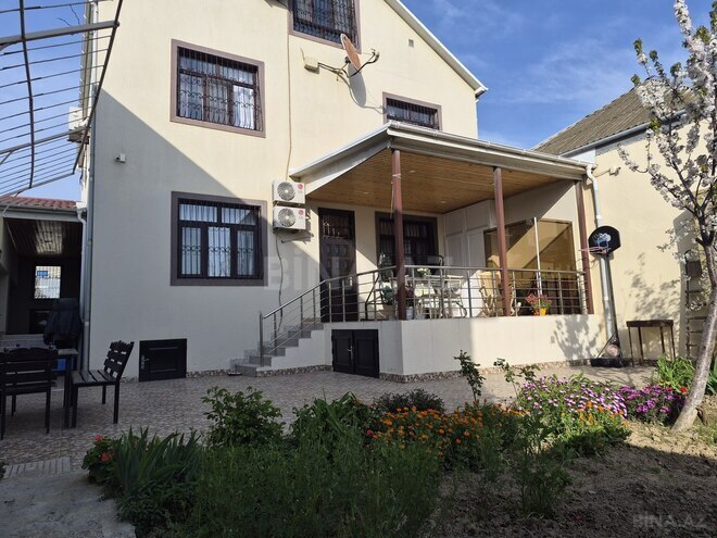 Продаётся 9-комн. дом/дача 200 м², пос. Бакиханова, photo 1 from 32