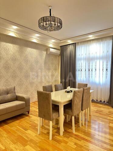 Сдаётся 2-комн. новостройка 90 м², м. Шах Исмаил Хатаи, photo 1 from 19