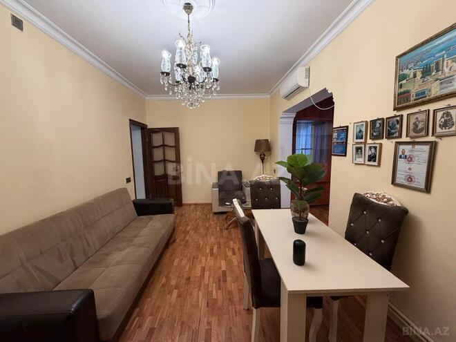 Satılır 2 otaqlı köhnə tikili 45 m², Azadlıq Prospekti m., photo 18 from 32