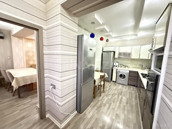 Продаётся 3-комн. вторичка 90 м², м. Халглар Достлугу, photo 8 from 24