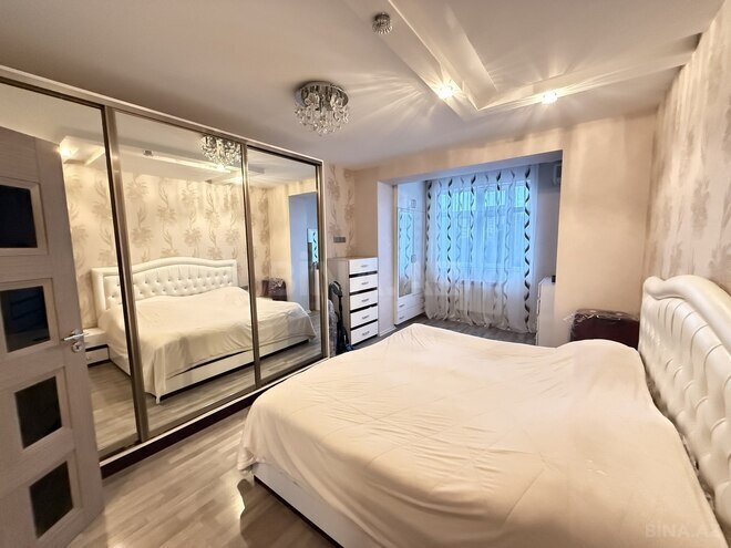 Продаётся 3-комн. вторичка 90 м², м. Халглар Достлугу, photo 12 from 24