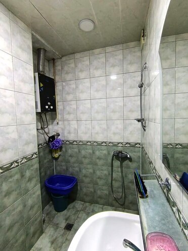 Satılır 4 otaqlı köhnə tikili 110 m², Azadlıq Prospekti m., photo 17 from 24