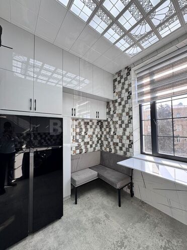 Satılır 3 otaqlı köhnə tikili 95 m², Elmlər Akademiyası m., photo 11 from 21