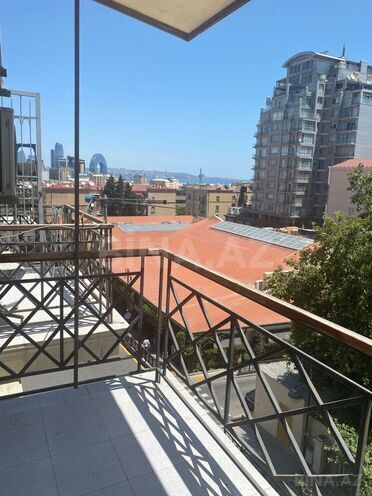 Сдаётся 3-комн. вторичка 100 м², м. Ичеришехер, photo 16 from 18