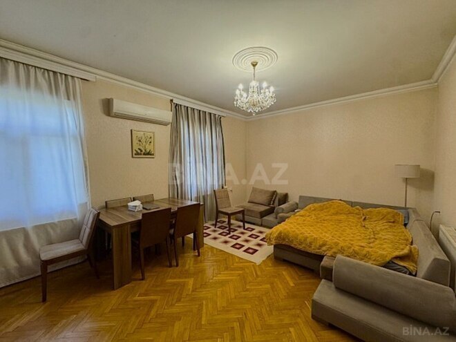 Продаётся 3-комн. вторичка 90 м², м. Нариман Нариманов, photo 1 from 14