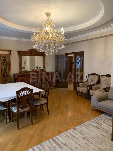 Сдаётся 3-комн. новостройка 180 м², м. Элмляр Академиясы, photo 3 from 19