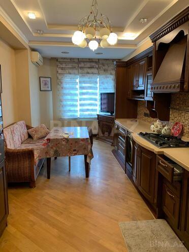 Сдаётся 3-комн. новостройка 180 м², м. Элмляр Академиясы, photo 15 from 19