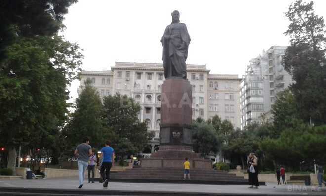 Сдаётся 2-комн. вторичка 61 м², м. Ичеришехер, photo 1 from 19