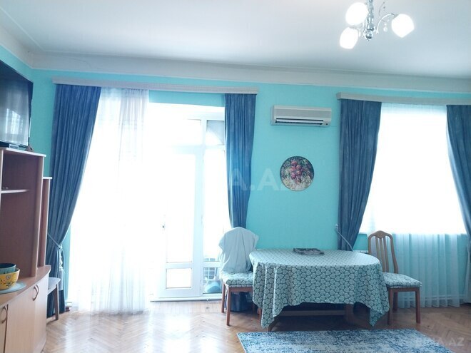 Сдаётся 2-комн. вторичка 61 м², м. Ичеришехер, photo 5 from 19