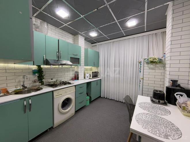 Satılır 3 otaqlı köhnə tikili 60 m², İnşaatçılar m., photo 12 from 16