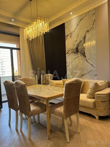 Сдаётся 2-комн. новостройка 55 м², м. Низами, photo 1 from 8