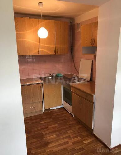 Продаётся 3-комн. вторичка 60 м², м. Элмляр Академиясы, photo 7 from 11