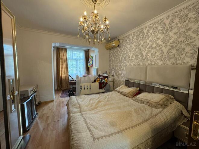 Satılır 3 otaqlı köhnə tikili 100 m², Bakıxanov q., photo 13 from 23