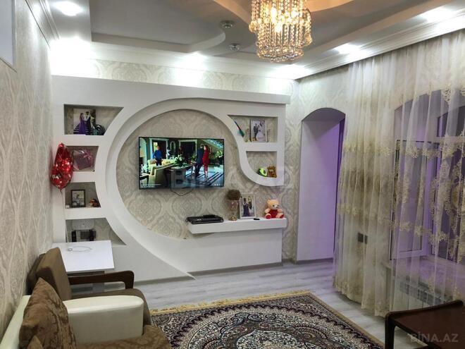 Продаётся 3-комн. вторичка 75 м², м. Низами, photo 1 from 17