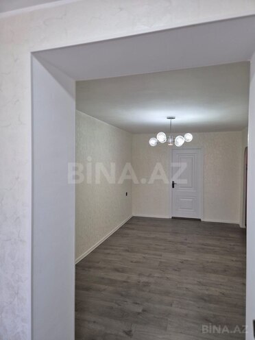 Продаётся 3-комн. вторичка 52 м², м. Иншаатчылар, photo 4 from 8