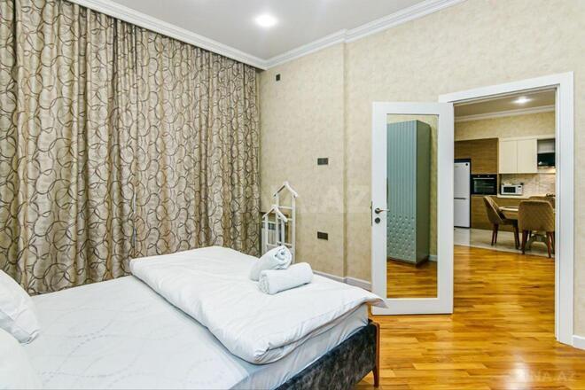 Сдаётся 3-комн. новостройка 96 м², м. Сахил, photo 12 from 21