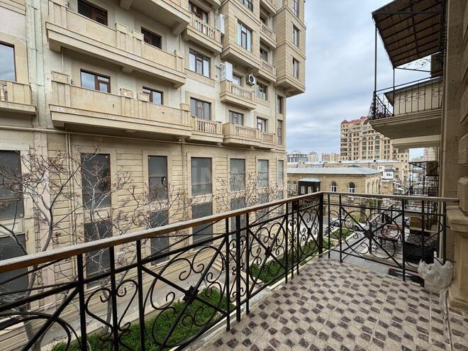 Продаётся 5-комн. вторичка 190 м², м. Ичеришехер, photo 12 from 25