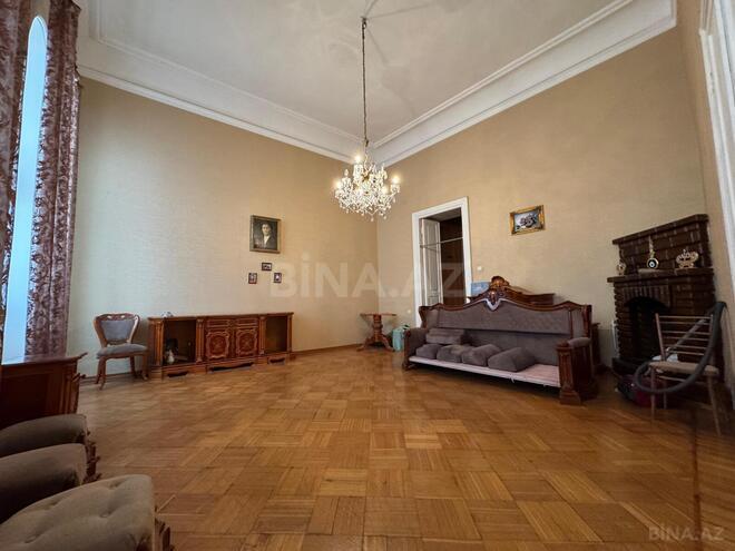 Продаётся 5-комн. вторичка 190 м², м. Ичеришехер, photo 10 from 25