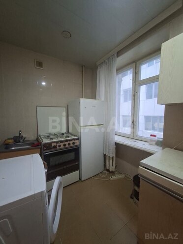 Satılır 1 otaqlı köhnə tikili 32 m², İnşaatçılar m., photo 14 from 15