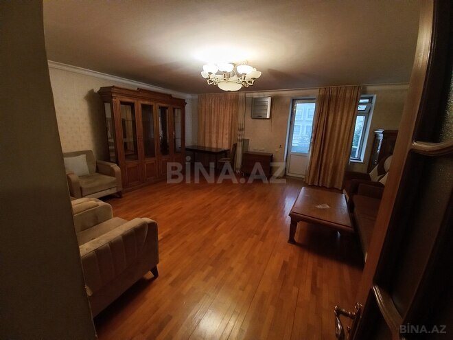 Сдаётся 2-комн. вторичка 80 м², м. Ичеришехер, photo 1 from 14