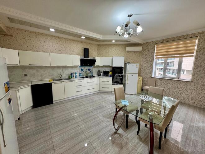 Сдаётся 3-комн. новостройка 180 м², Ясамальский р., photo 8 from 28