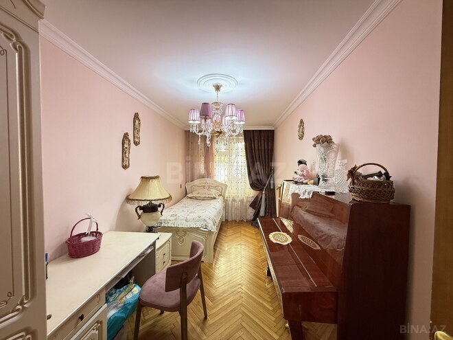 Сдаётся 3-комн. вторичка 80 м², м. Кара Караев, photo 5 from 14