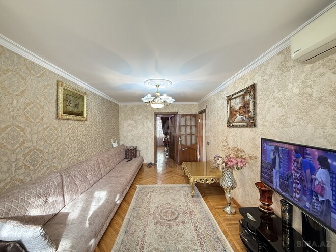 Сдаётся 3-комн. вторичка 80 м², м. Кара Караев, photo 4 from 14