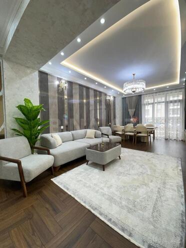 Satılır 3 otaqlı yeni tikili 127 m², Qara Qarayev m., photo 3 from 20