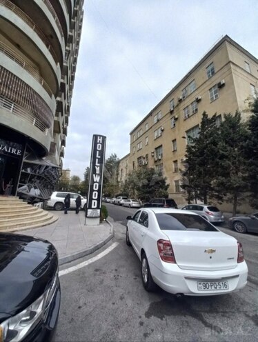 Satılır 2 otaqlı köhnə tikili 80 m², 28 May m., photo 3 from 32