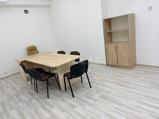 Сдаётся 1-комн. офис 22 м², м. Сахил, photo 1 from 5